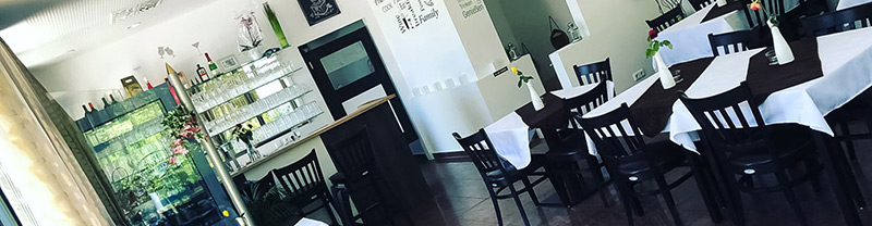 restaurant_crop